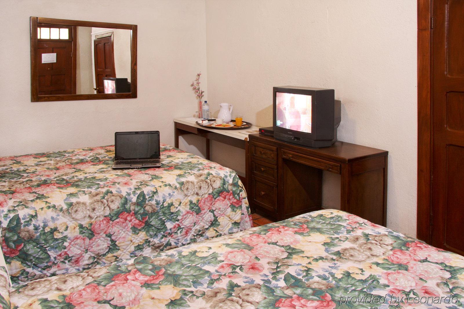 萨尔提略厄迪诺拉酒店 萨尔蒂 客房 照片